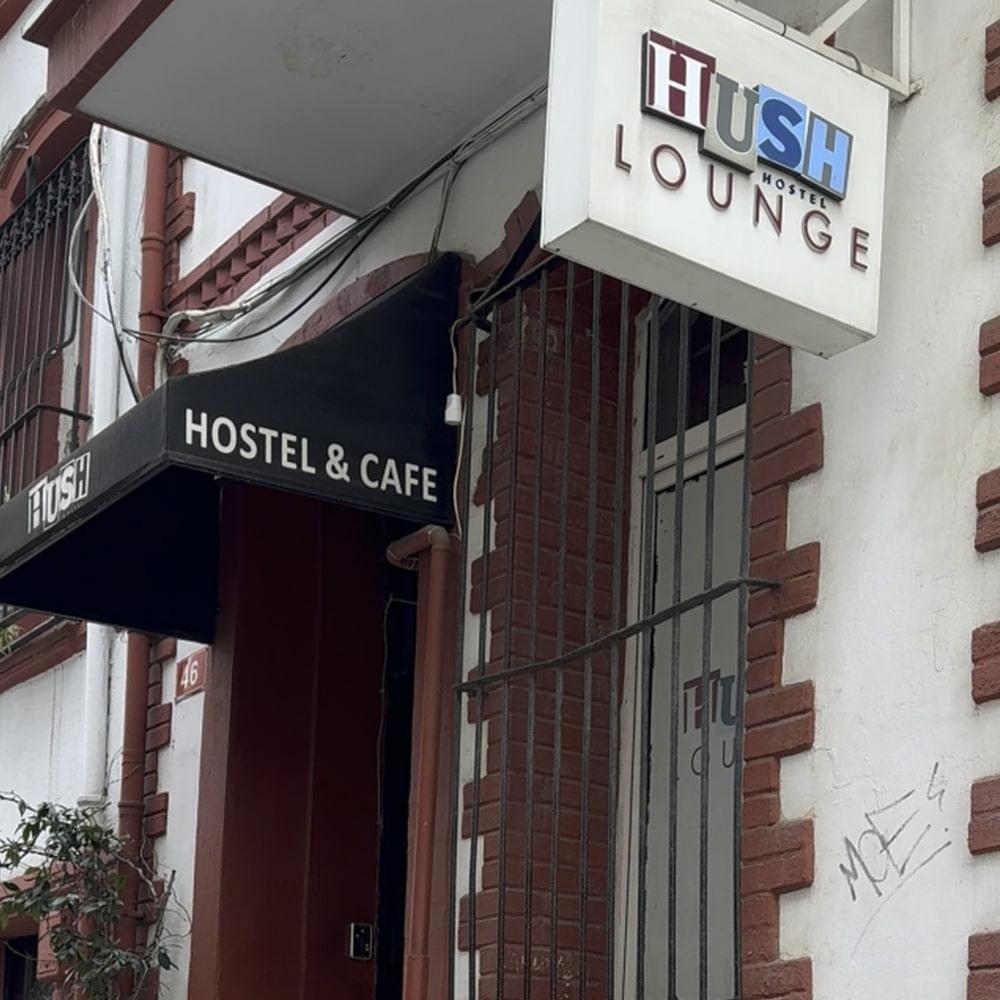 Hush Hostel Lounge