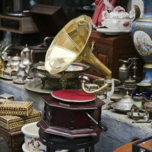 Kadıköy Antikacılar Sokağı