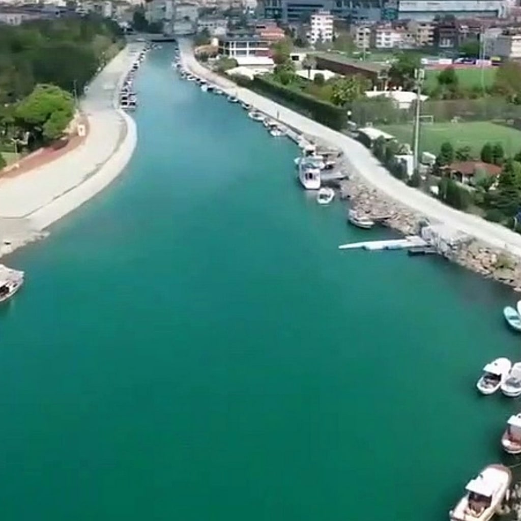 Kurbağalıdere Parkı Kadıköy