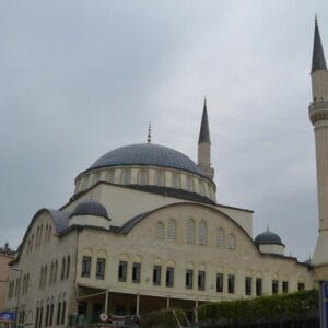 Söğütlüçeşme Camii Kadıköy