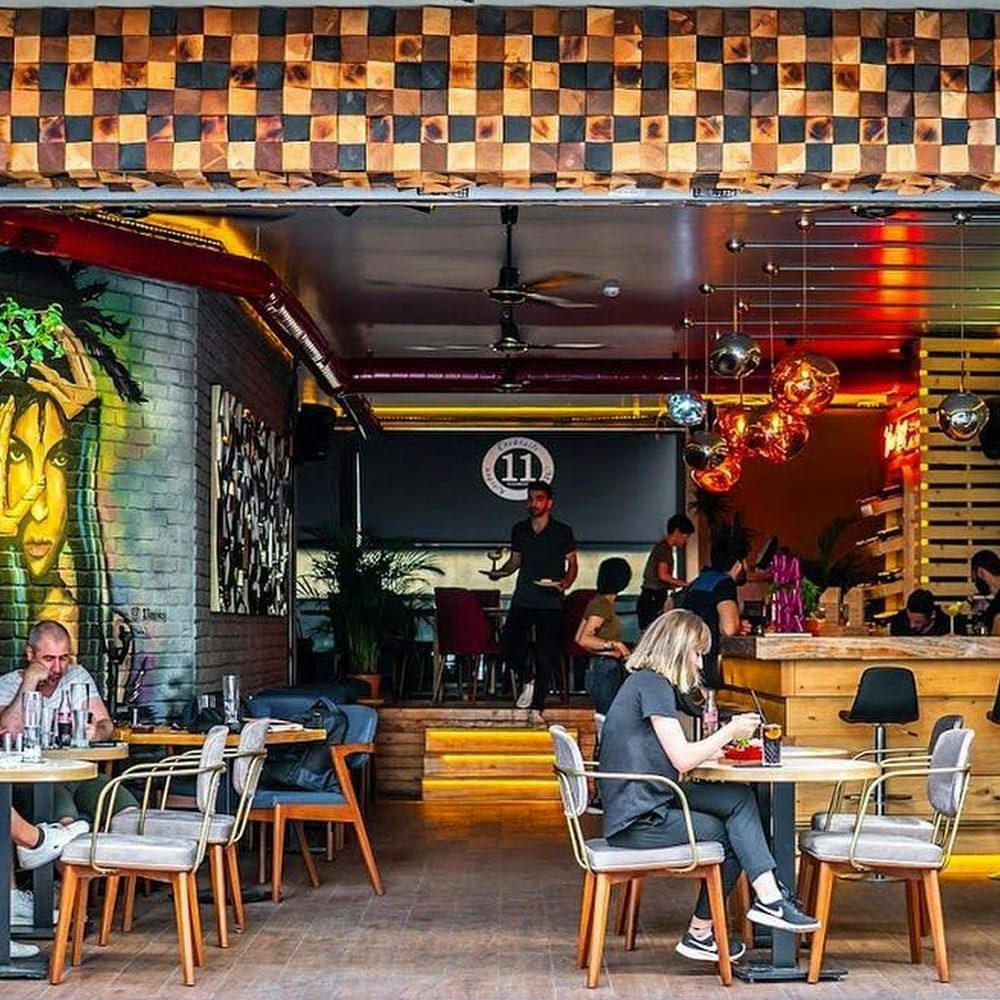 11Kadıköy Bar Bistro
