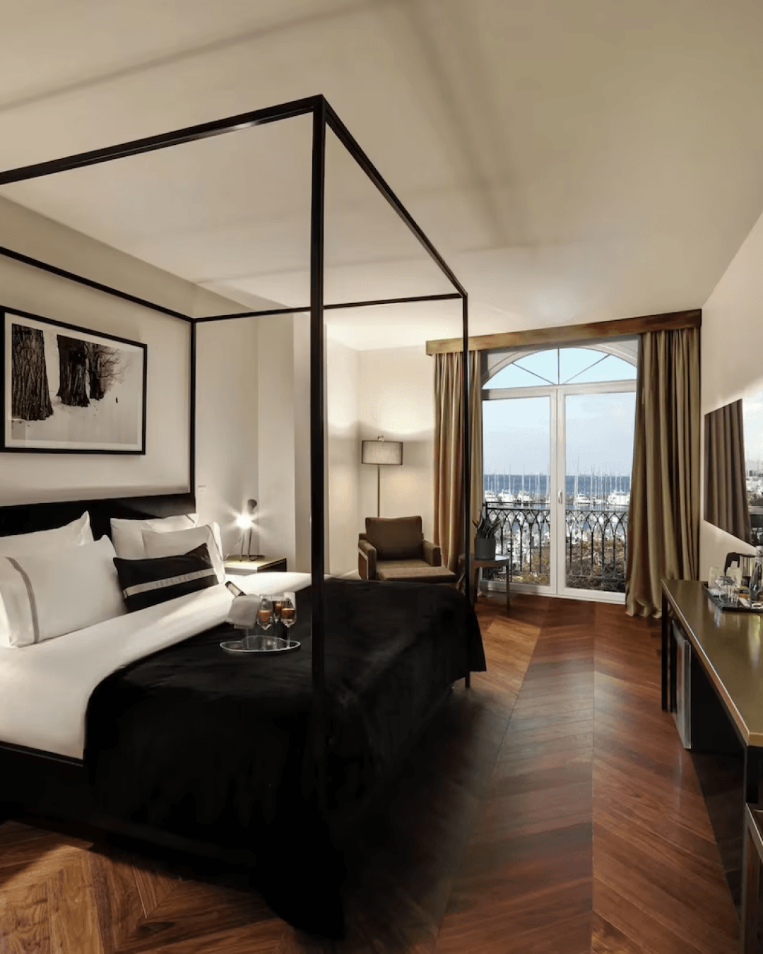 39 Kalamış Marina Otel