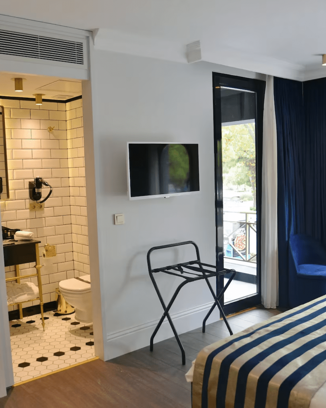 A11 Exclusive Hotel