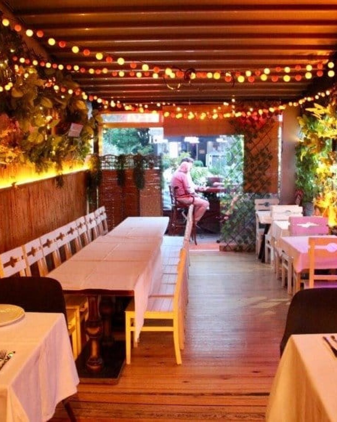 Asmalı Cumba Cadde Bar Restoran