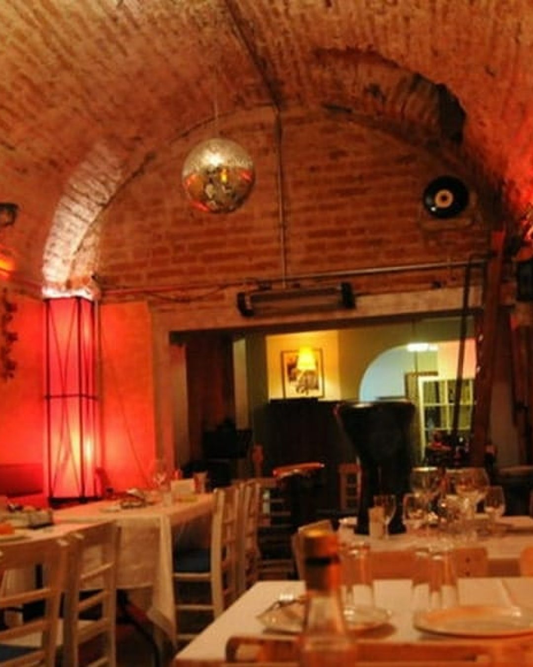 Asmalı Cumba Cadde Bar Restoran