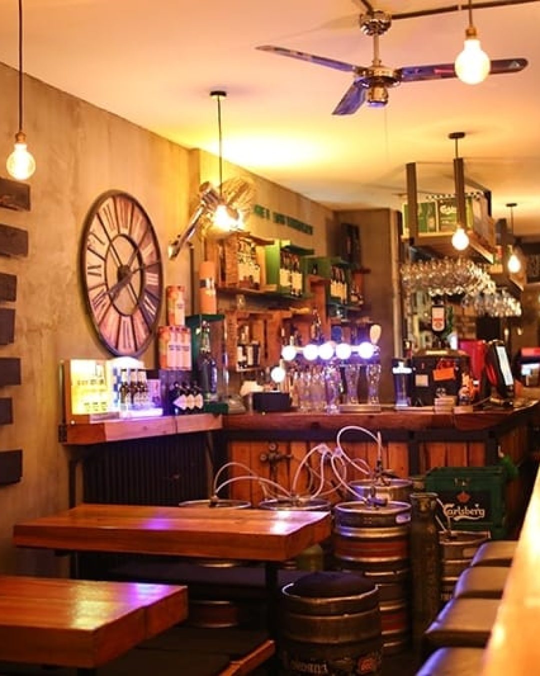 Ayı Bar Disko Restoran