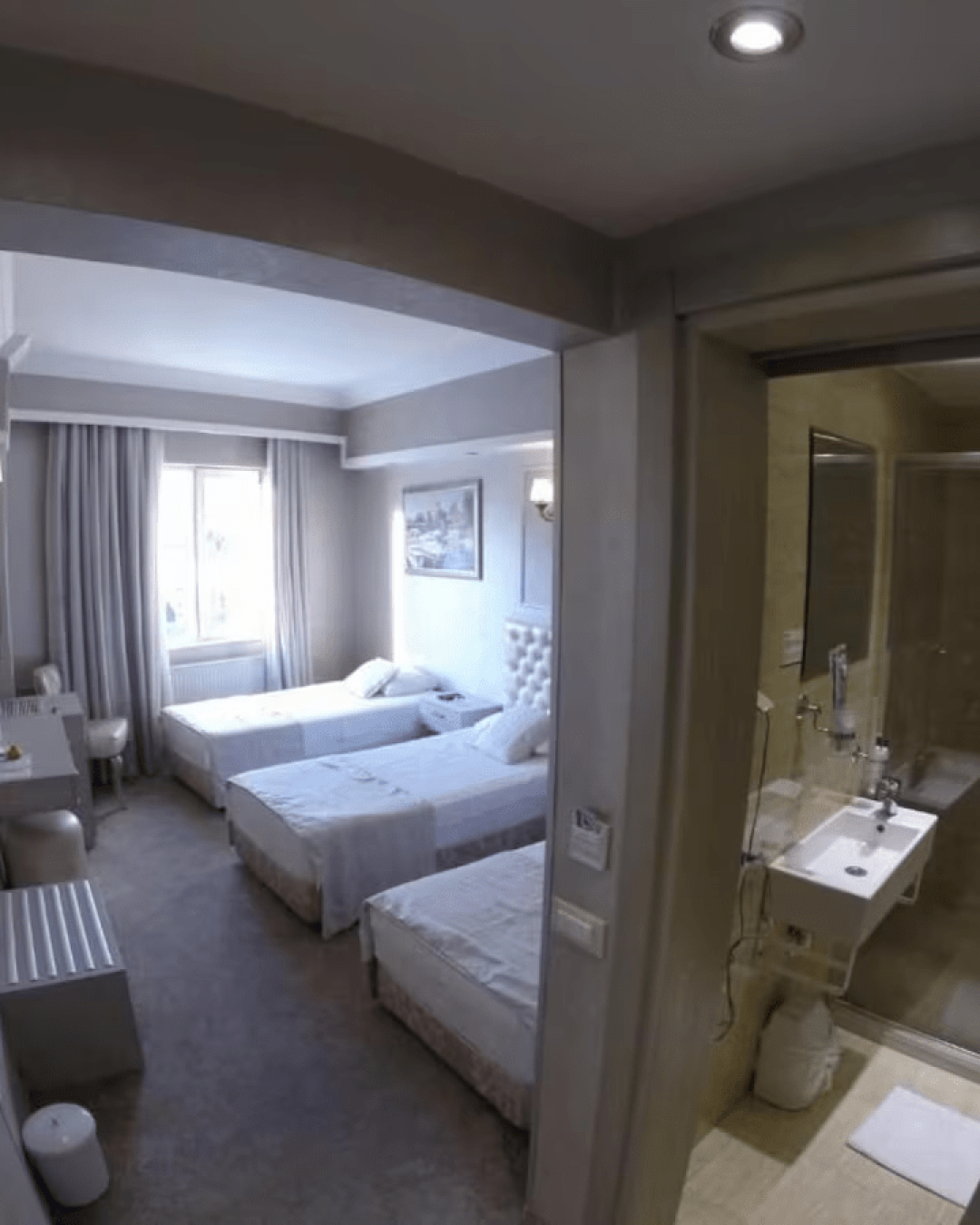 Deniz Otel Kadıköy