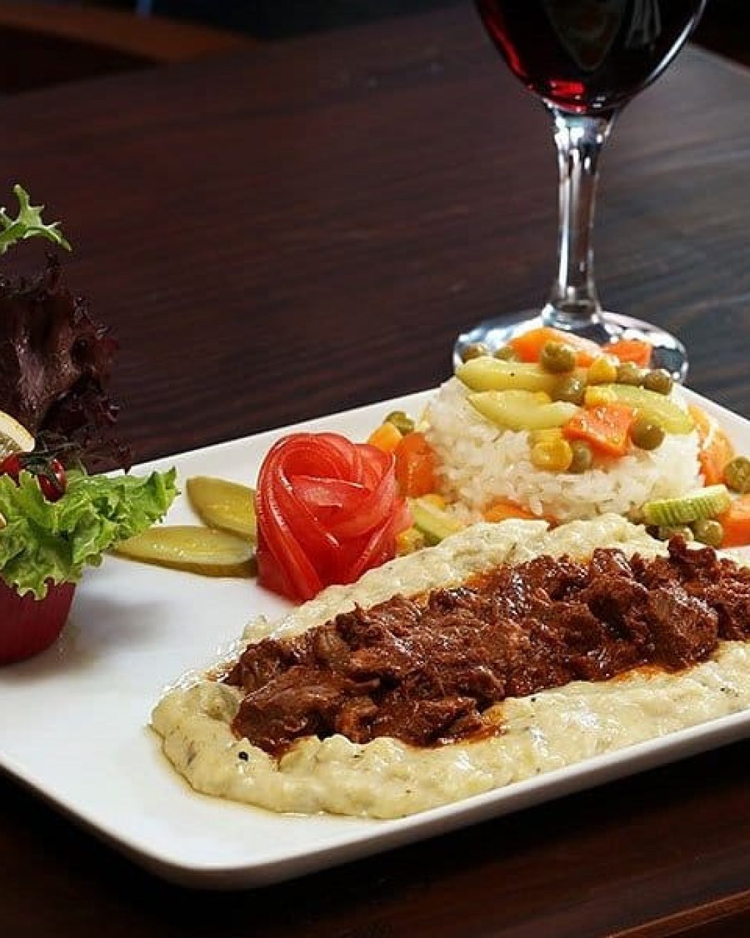 Dora King Gastro Pub Bar Restoran