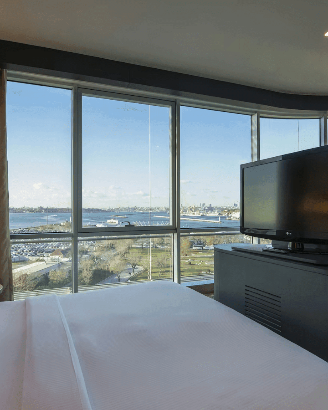 DoubleTree by Hilton Istanbul - Moda