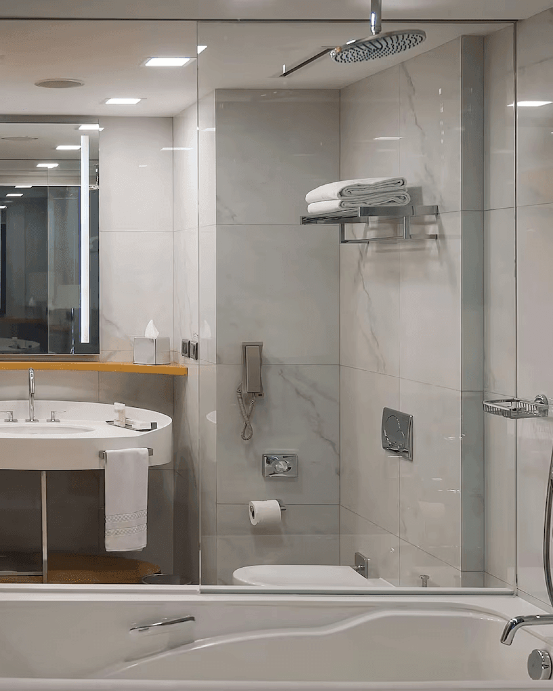 DoubleTree by Hilton Istanbul - Moda