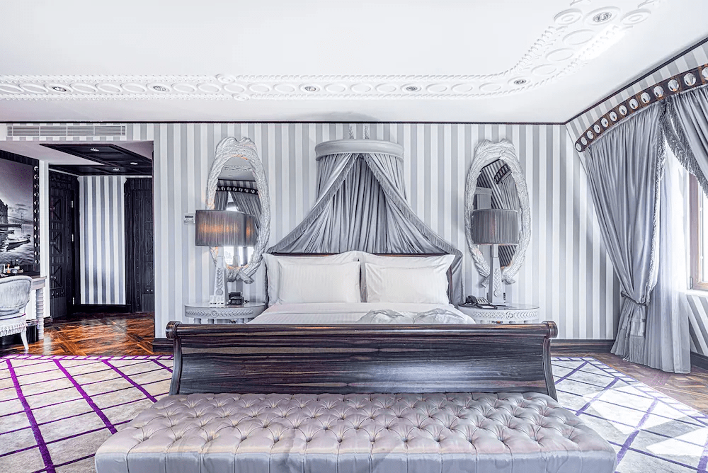 Wyndham Grand İstanbul Kalamış Marina Hotel